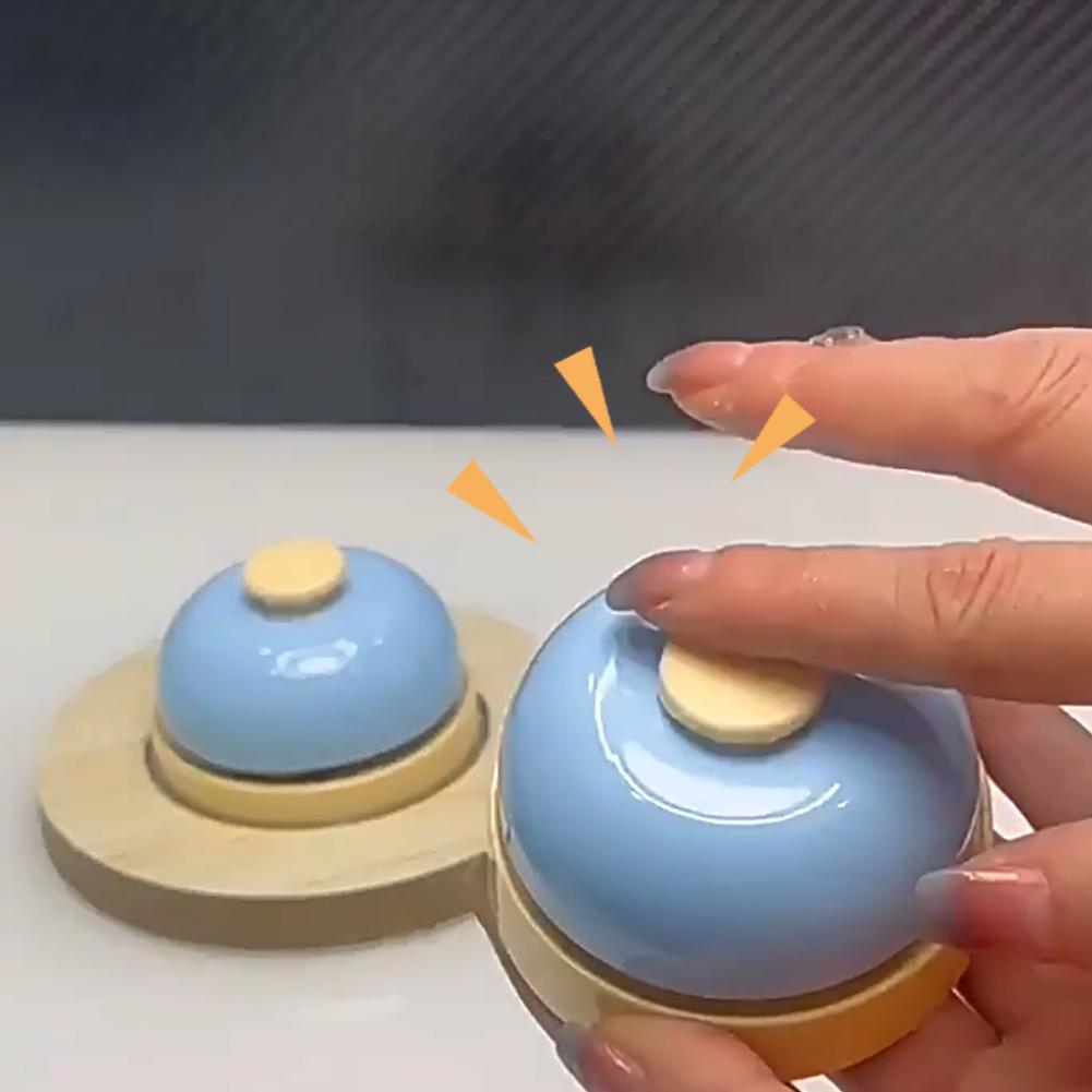Hand-pressed Bell Toy Hand Cla - đánh giá và giá Board Game Cafe